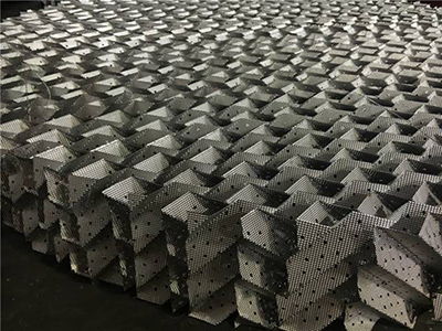 不锈钢密纹丝网填料20μm孔径在精细化工分离材料中的性能与应用