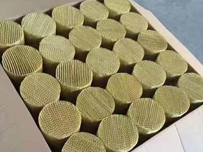 高温条件下规整波纹板填料应用深度解析