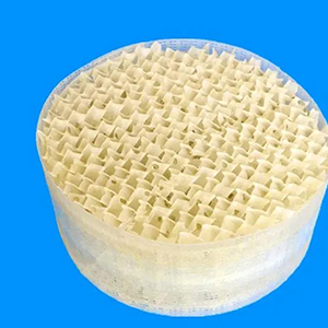 波纹填料在尿素生产中的技术应用与性能提升策略