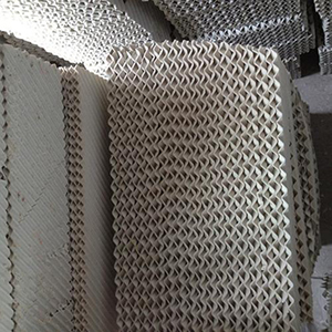 陶瓷规整填料市场行情及在石油化工塔中的核心应用