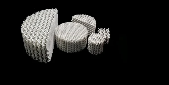 陶瓷波纹填料在石油液化气处理塔中的应用与性能特点