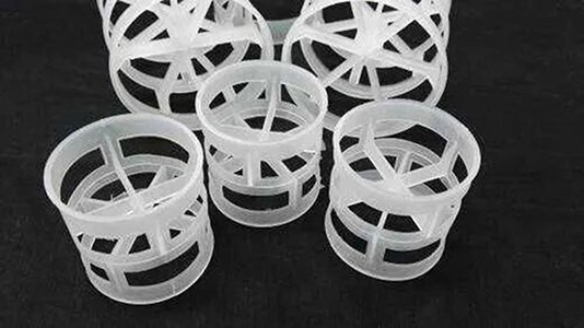 塔内填料铁锈防护与优化方案