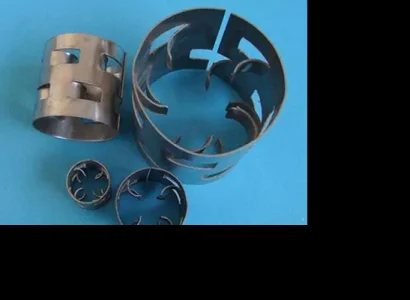 聚丙烯与聚乙烯散堆填料耐用性对比：工业环境下哪个更可靠？