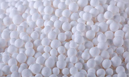 工业生产中活性氧化铝堆密度对吸附与干燥效果的影响