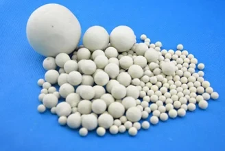 低摩擦陶瓷球在化工塔器内部磨损控制中的实际应用与效果