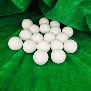 陶瓷球在石油化工中的关键应用