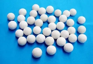 工业级陶瓷球在化工萃取塔填充中的关键应用与性能