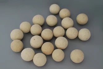 高纯度陶瓷球如何在化工行业中有效保障试剂纯度并提升生产效率