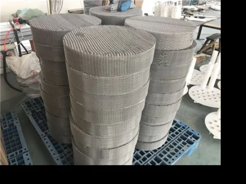 化工填料选型指南：丝网填料与波纹填料的关键性能对比