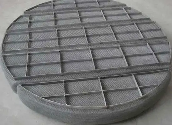 陶瓷填料在化妆品原料净化中的应用与性能解析