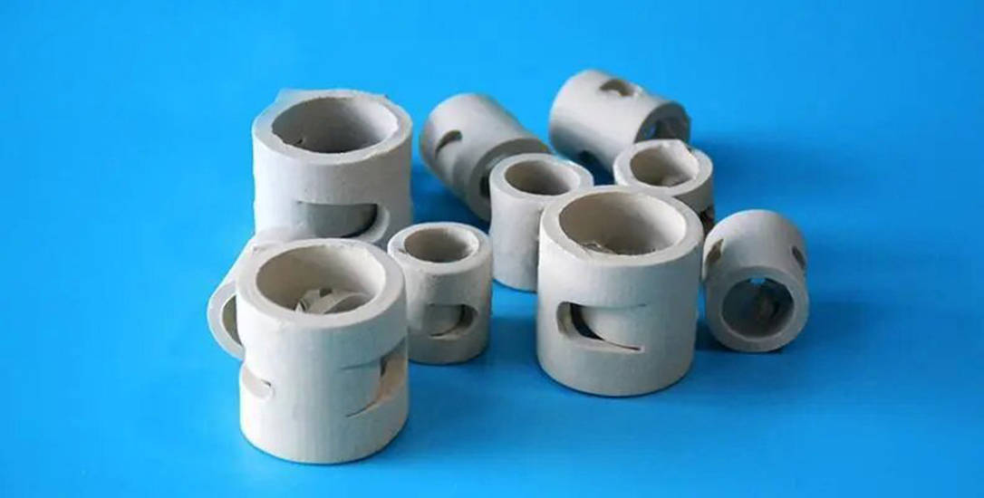 耐湿热陶瓷填料的稳定性能及其在潮湿环境塔填料中的关键应用