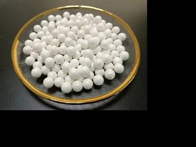 氧化锆珠在半导体材料研磨中的低污染介质选择优势