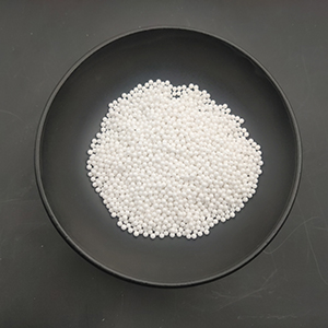 高致密硅酸锆研磨珠在陶瓷电容器原料研磨中的应用场景与性能特点