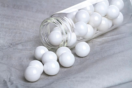 高强度研磨珠：高铝材质在矿山尾矿处理中的关键作用