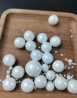 陶瓷研磨珠在农药悬浮剂研磨过程中的高分散性和耐磨性能