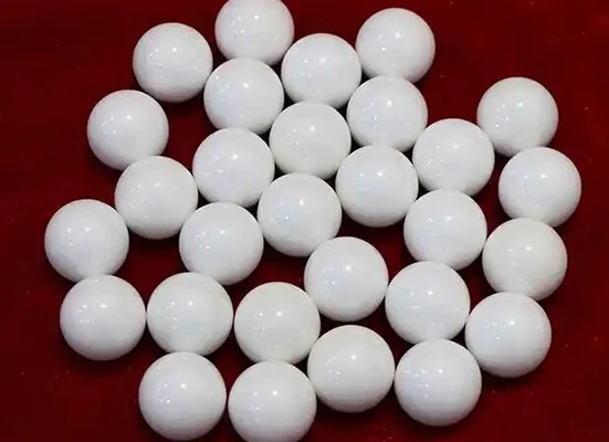 氧化锆研磨介质在碳化硅材料研磨中的关键作用及其硬度提升