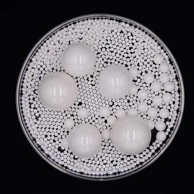 高强度氧化锆研磨珠在结构陶瓷零件加工中的关键应用与性能提升