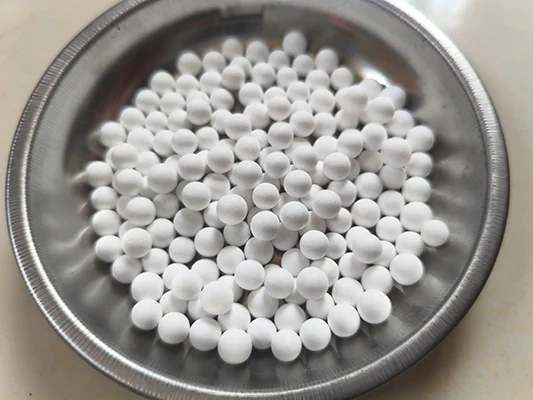 99.99%氧化铝研磨球 α氧化铝超细研磨陶瓷珠