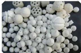 开孔瓷球多孔瓷球氧化铝瓷球