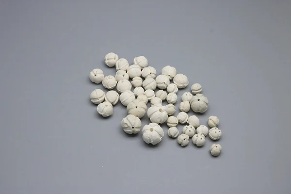 多层填料配套开孔瓷球 塔盘格栅上层多孔支撑球