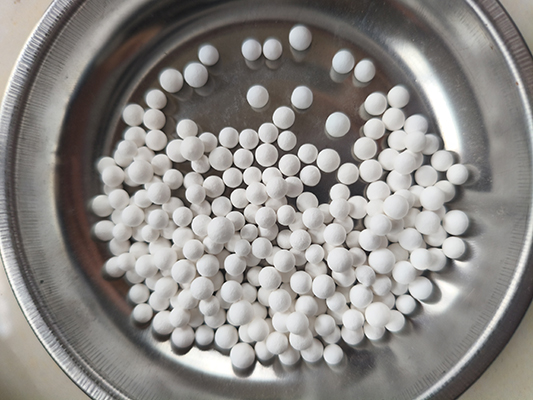 低破碎率活性氧化铝瓷球 连续式干燥塔长期运行不易粉化吸附介质