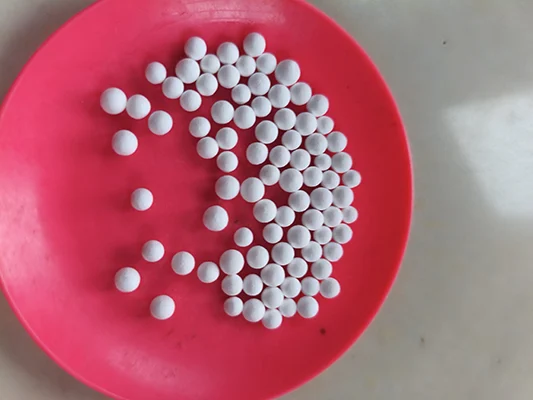 高吸附活性氧化铝球 3-5mm 空压机干燥 / 天然气脱水 / 变压器吸附氟化物 / 双氧水再生催化剂载体空分干燥专用活性氧化铝干燥剂颗粒